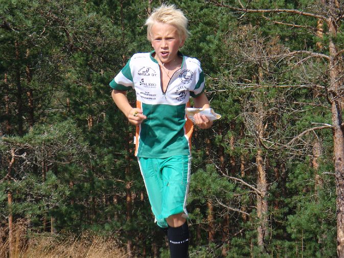 Joona vauhdissa.jpg